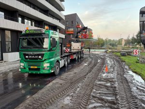 MAN met steentrailer